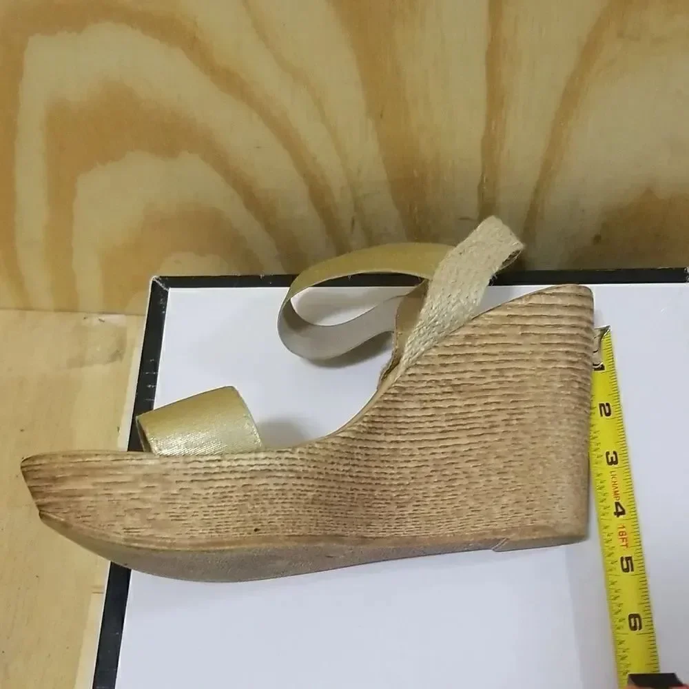 NINE WEST sandals Wmn's size 12 Medium